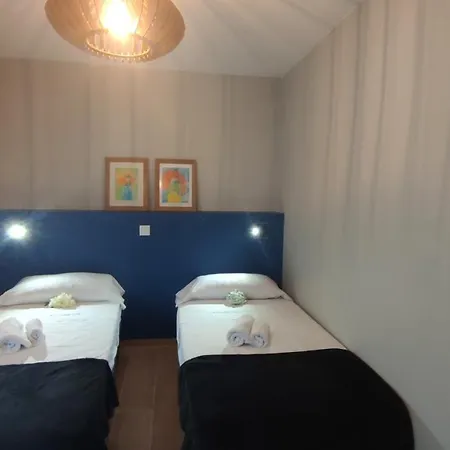 Cosette Boulbes Apartamento *